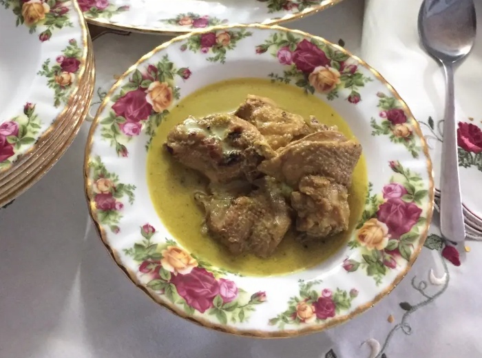 Sajian Opor Panggang Khas Jepara.