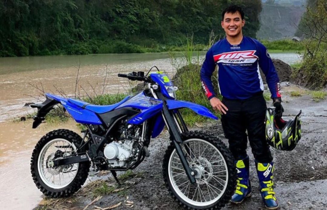 RAMAIKAN: Sepeda motor multifungsi dari Yamaha, WR 155 R, hadir di gelaran Cleosa Series Putaran 1 yang akan digelar di Sirkuit Wanco, Mijen, Kota Semarang, Sabtu-Minggu, 27-28 April 2024.