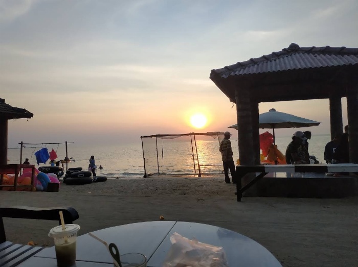 View Pantai Telukawur Jepara.