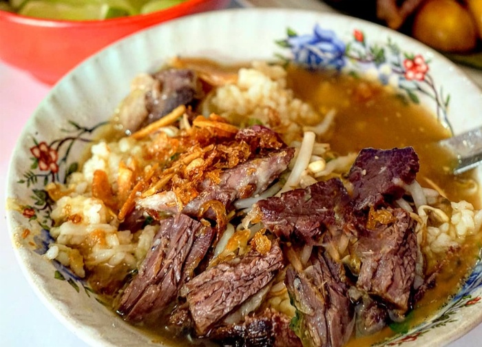 Soto Kudus.
