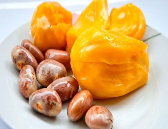 Biji nangka memiliki banyak khasiat dan baik untuk kesehatan.