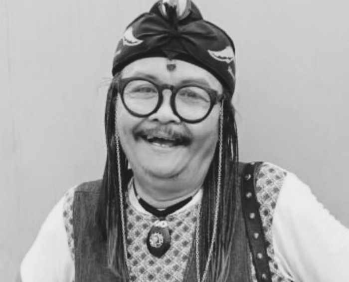 Penyanyi senior Jhonny Iskandar meninggal dunia hari ini.