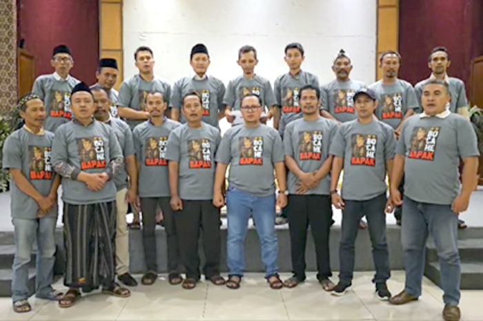 Relawan Bocahe Bapak&nbsp;mendeklarasikan dukungan terhadap Kapolda Jateng Irjen Pol Ahmad Luthfi maju&nbsp;dalam&nbsp;Pilkada 2024.
