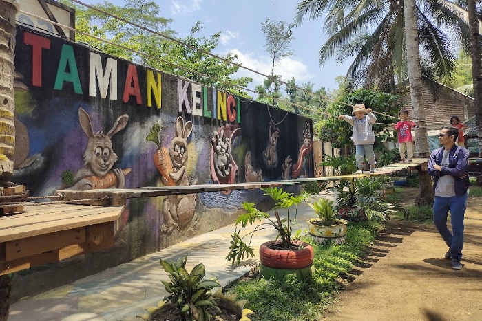 Wisata Taman Kelinci Semarang.