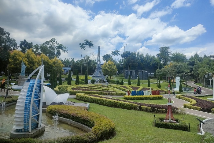 Wisata Cimory on The Valley.