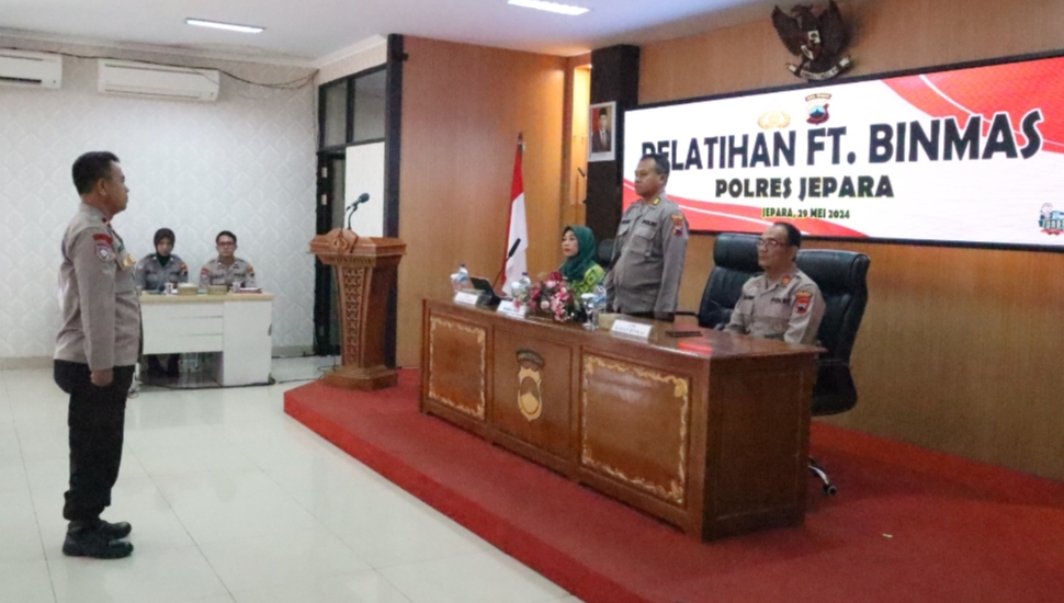 Kepolisian Resor (Polres) Jepara menggelar pelatihan fungsi Binmas bagi personel Satuan Binmas dan pengemban fungsi Binmas Polres Jepara dan Polsek Jajaran yang berlangsung di Aula Mapolres Jepara.