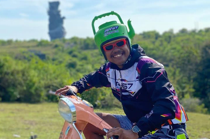 Teyeng Wakatobi