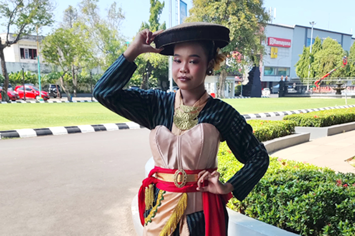 Desta Latifatul Azzizah