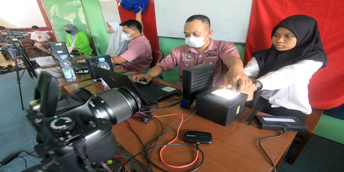 pengguna Identitas Kependudukan Digital (IKD) tak mencakup seluruhnya. Sampai dengan saat ini masih berkisar tiga persen.