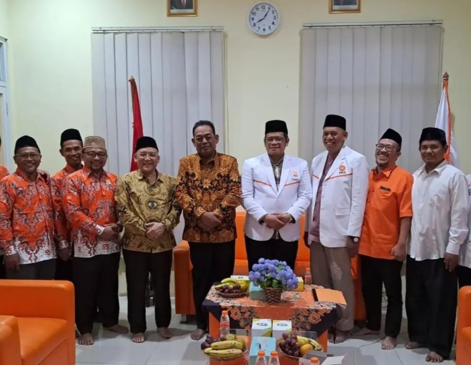BERBURU REKOMENDASI: Bacabup Setyohadi dan Bacawabup Sugeng Prasetyo mendapatkan surat tugas dari PKS untuk mengikuti fit and proper test di DPW PKS Jawa Tengah.