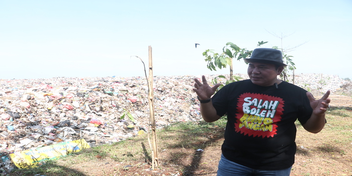 SIDAK: Ketua DPRD Kudus Masan sidak di TPA tanjungrejo Jekulo Kudus yang menumpuk kemarin.