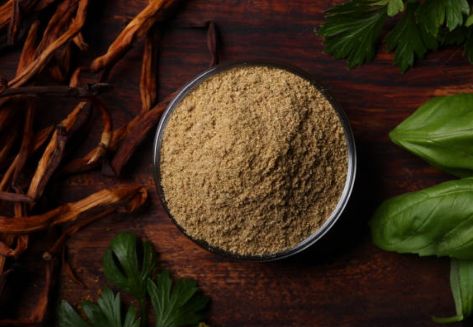 Merica yang telah diolah menjadi bubuk lada (pepper). Foto: istockphoto