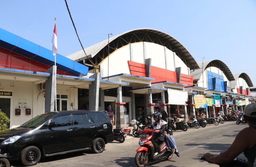 UPGRADE: Pasar Baru Kudus akan ditambah fasilitas tandon air portable untuk cegah kebarakan. Foto: DONNY SETYAWAN/RADAR KUDUS