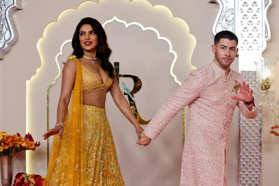 Tamu Undangan: Nick Jonas dan istrinya Priyanka Chopra Jonas. Foto: Francis Mascarenhas/Reuters