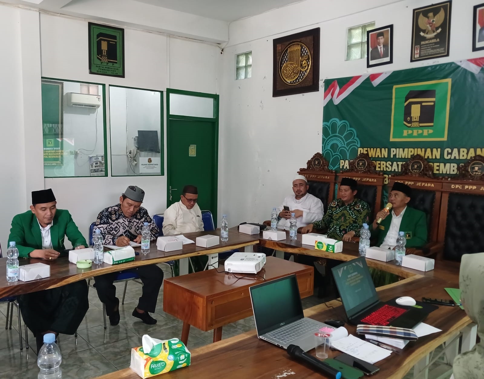 USULKAN SEMUA CALON: Pengurus DPC PPP Jepara menggelar rapat untuk mengusulkan sosok yang akan mengisi kursi Ketua DPRD Jepara mendatang.