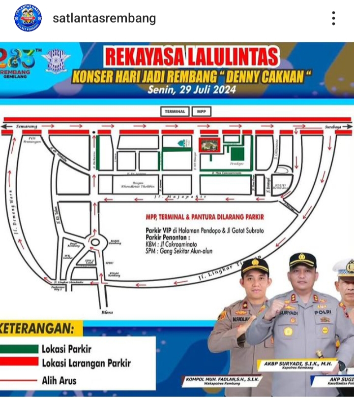 REKAYASA: Rekayasa lalu lintas saat konser Denny Caknan di Rembang pada Senin (29/7).