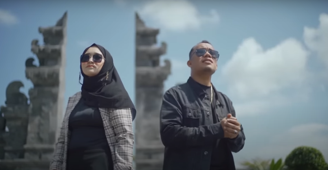 Andra Respati ft. Gisma Wandira