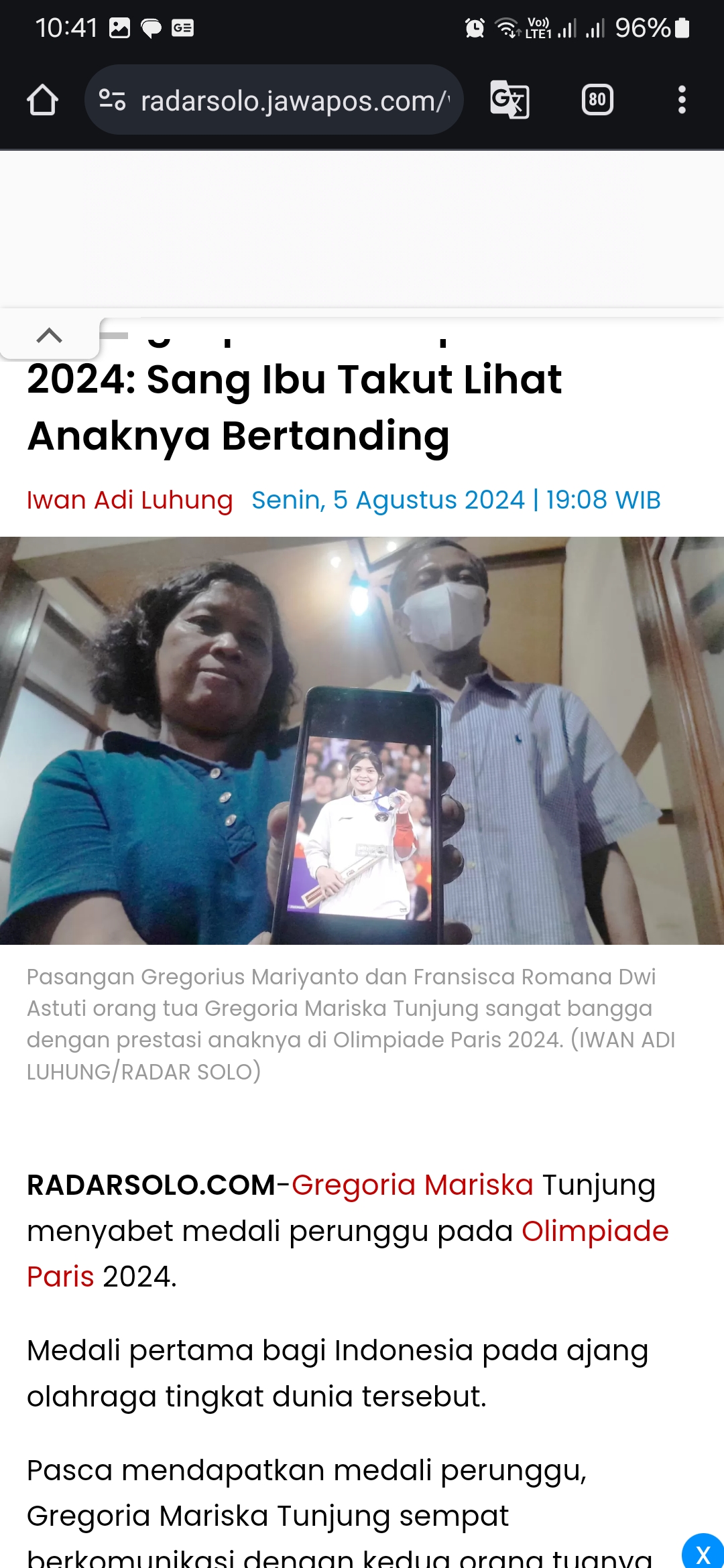 Gregorius Mariyanto dan Fransisca Romana Dwi Astuti orang tua Jorji bangga dengan prestasi anaknya di Olimpiade Paris 2024. (Foto: Iwan Adi Luhung/RADAR SOLO)