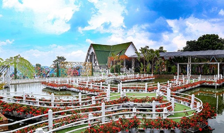 INSTAGRAMABLE: Salah satu spot wisata yang berada di Taman Bunga Celosia, Ungaran, Kabupaten Semarang.