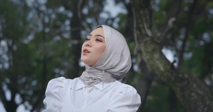 Fauzana - Uda Ka Adiak Pakai Lamo