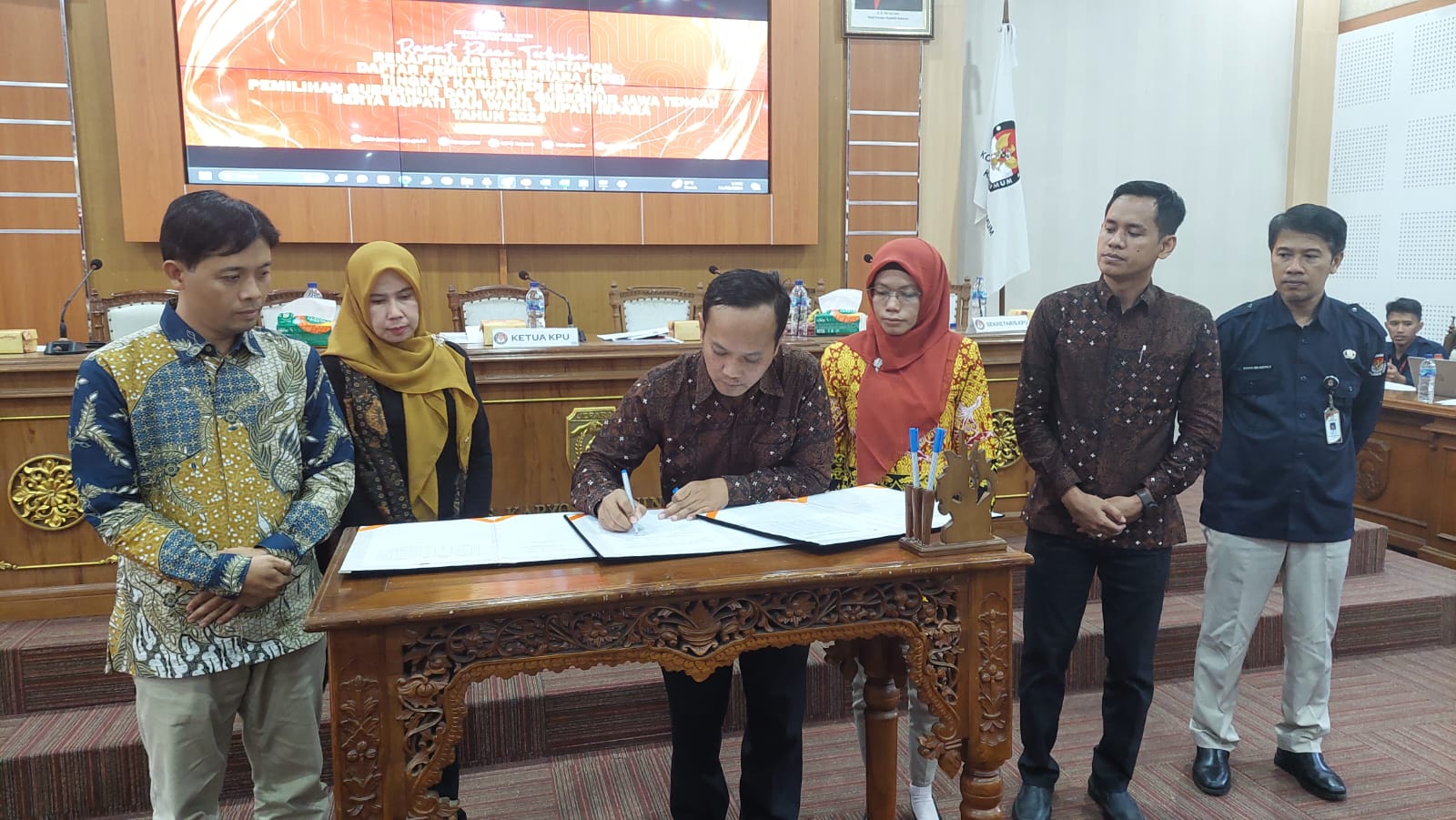 PLENO: Penetapan Daftar Pemilih Sementara Pilkada 2024 oleh KPU Jepara.