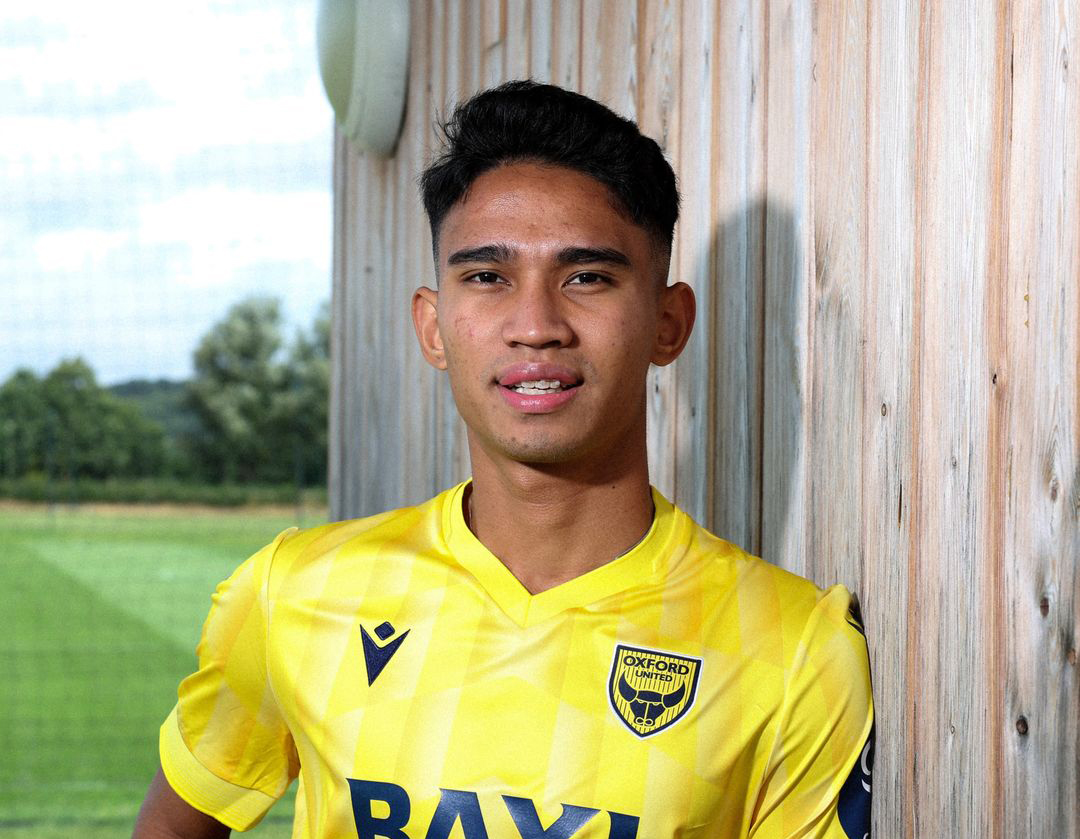 Marselino Ferdinan Resmi Berseragam Oxford United (@oufcofficial)