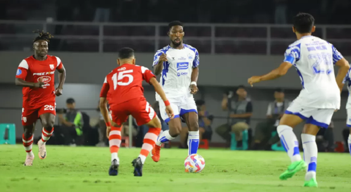 Jalannya laga PSIS vs Persis Solo ( Radar Semarang)