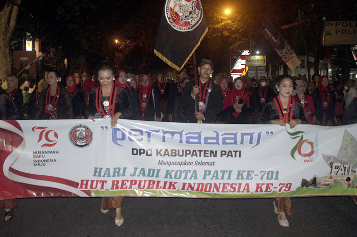 DILESTARIKAN: Pemkab Pati mengadakan karnaval budaya di area Simpang Lima Pati belum lama ini.&nbsp;