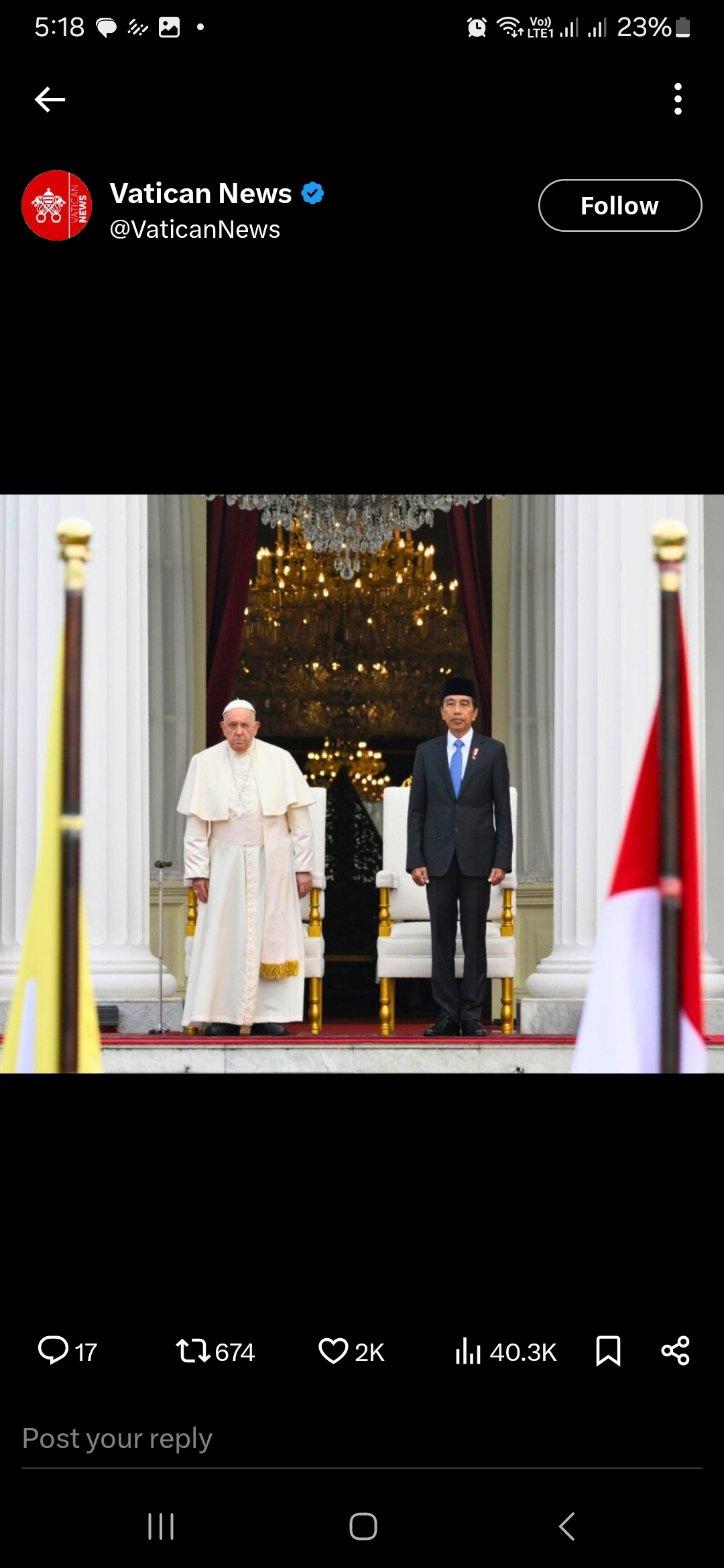 Paus Fransiskus bersama Presiden Joko Widodo. Foto: @VaticanNews