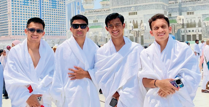 Arhan Ibadah Umrah Bersama Timnas Indonesia (Foto: IG Arhan)