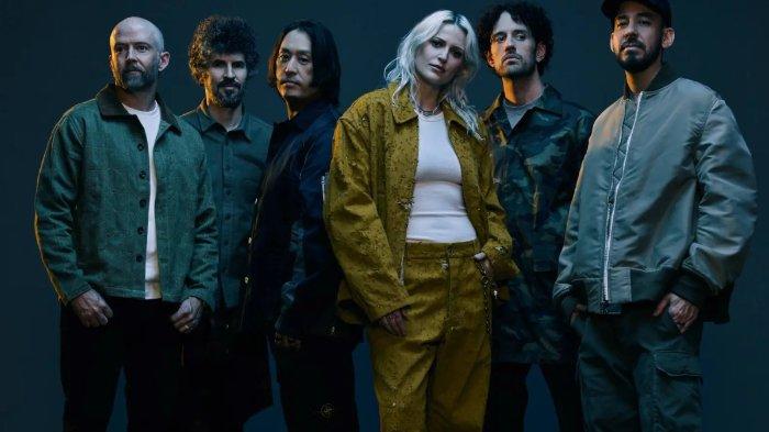COME BACK: Emily Arsmtrong, vokalis baru Linkin Park