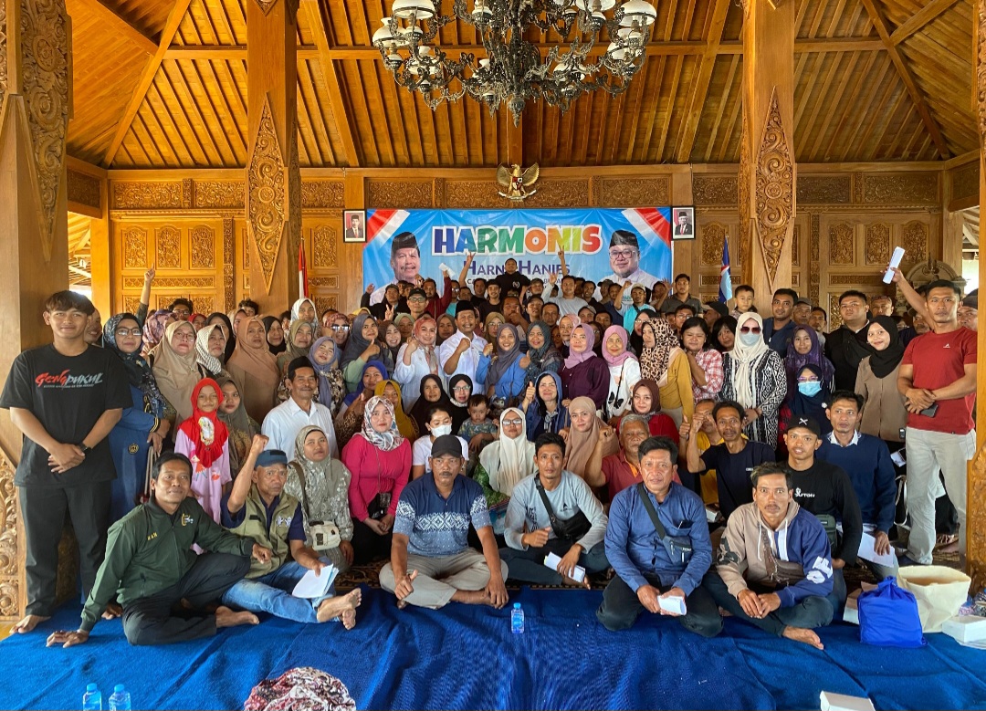 SERU: Ratusan oelaku UMKM dan Pegiat Sosial di Rembang mendukung Harno Hanies.