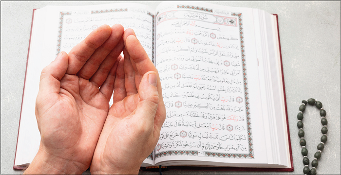 Ilustrasi Membaca Al-Qur'an (Pixabay)