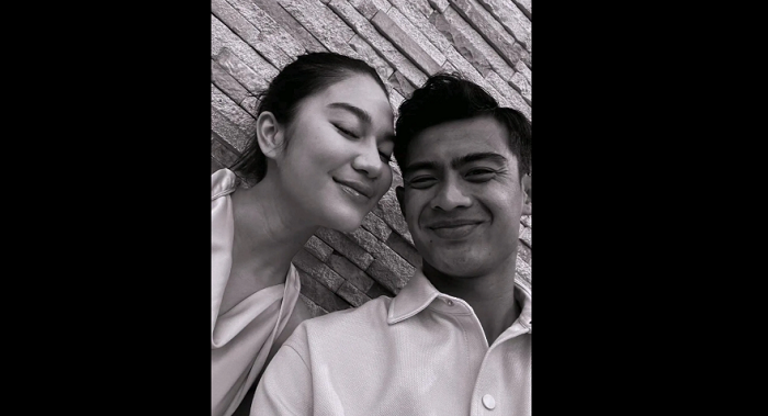 Unggahan foto mesra Pratama Arhan dengan Azizah salsha di tiktok miliknya (Tiktok Pratama Arhan)