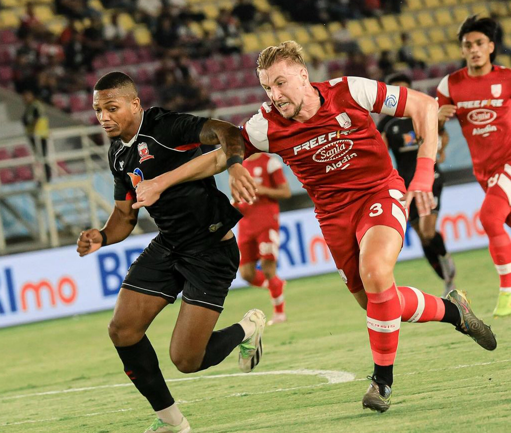 DUEL: Madura United akan bertandang ke kandang PSBS Biak dlam laga lanjutan Liga 1 2024/2025. (@maduraunited.fc)