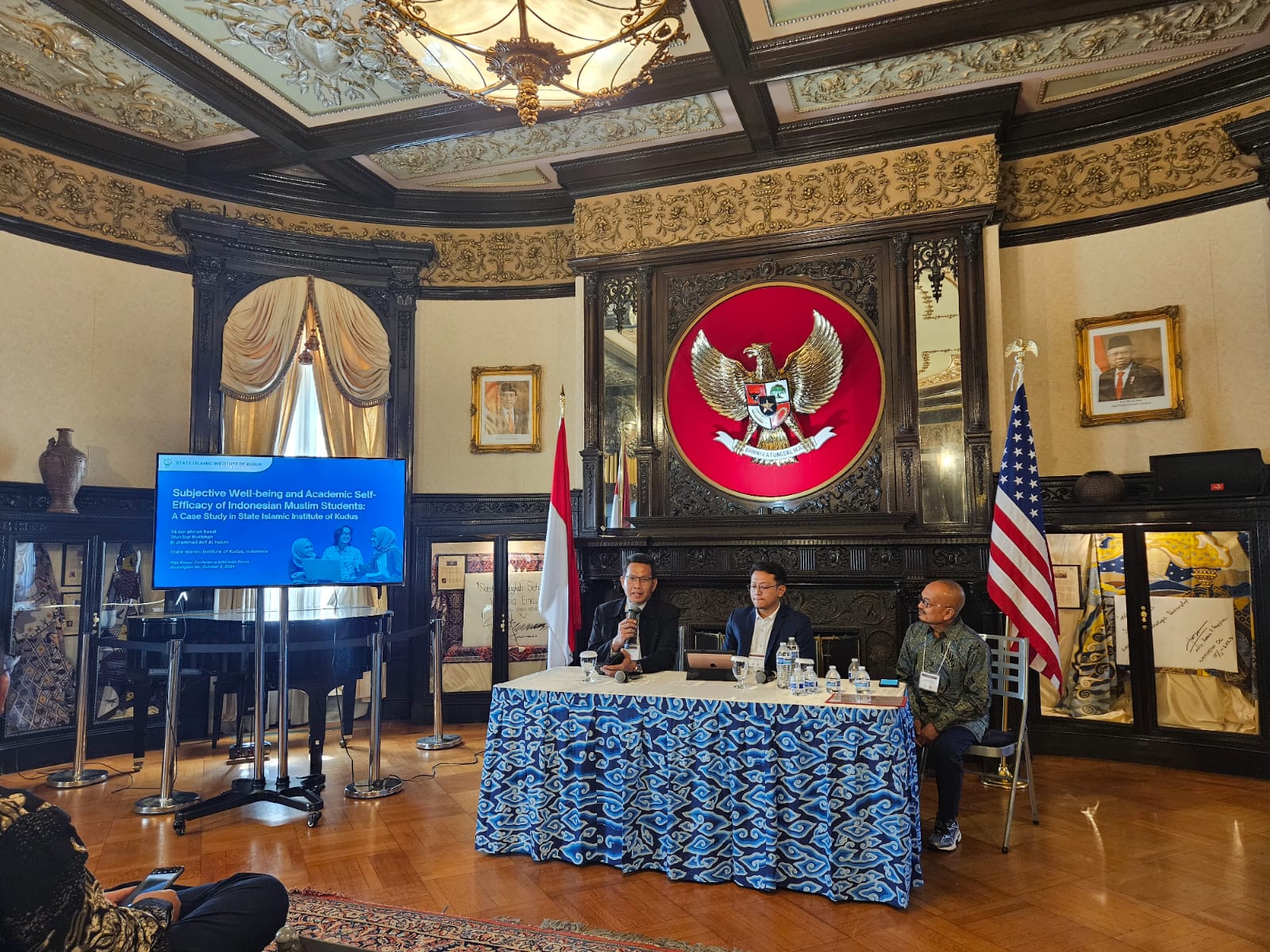 Delegasi IAIN Kudus yang dipimpin oleh Rektor IAIN Kudus, Prof. Dr. H. Abdurrohman Kasdi, Lc., M.Si., mengikuti konferensi internasional &ldquo;Indonesia Focus 2024&rdquo; di KBRI Washington D.C, Amerika Serikat.