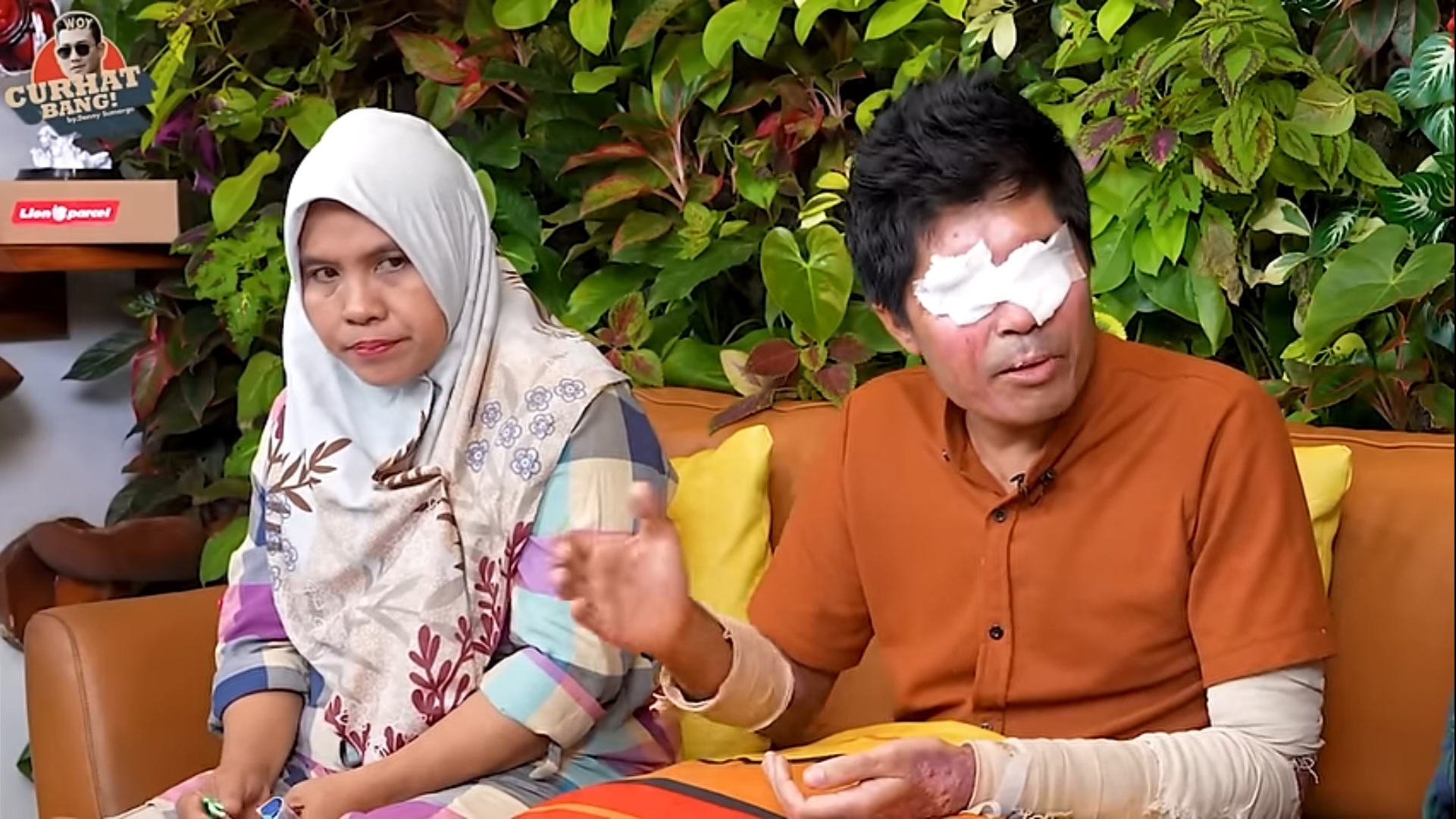 Agus Salim yang disiram air keras dan Wawa (Bibinya)