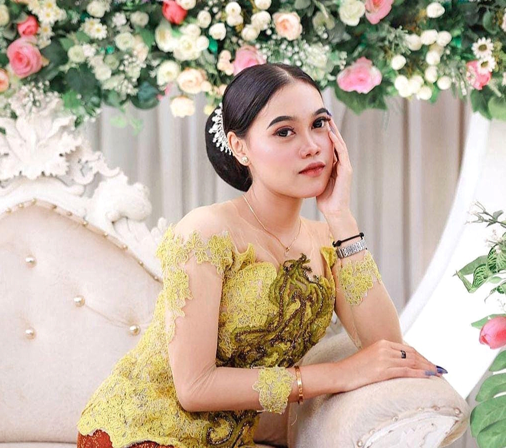 Intan Septi Rahayu Nugroho.