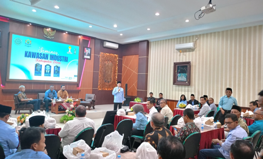 GENJOT:  Seminar Kawasan Industri Kabupaten Blora yang digelar di Gedung Bappeda Blora baru-baru ini.