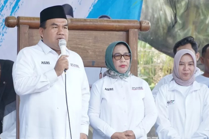 UNGGUL: Pasangan Calon Bupati-Wakil Bupati Rembang Arief Rohman-Sri Setyorini jelang Pilkada 2024.
