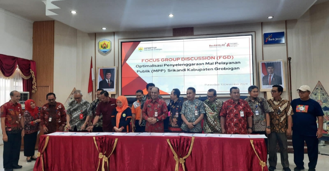 SINERGITAS: Sejumlah kepala OPD dan perwakilan saat mendatangani kesepakatan kerjasama dalam pengoptimalan pelayanan di MPP.