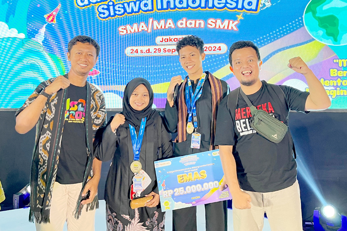 BERPRESTASI: Tim inovasi SMAN 1 Blora berhasil juara I Nasional di FIKSI 2024.