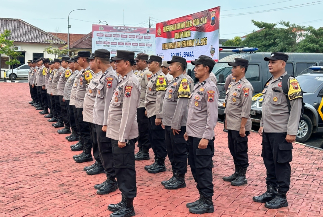 OBSERVASI: Kepolisian Resor (Polres) Jepara melalui Bagian Logistik, mengumpulkan seluruh kendaraan dinas usai pengamanan Pemilu, Perayaan Natal dan Tahun Baru 2025.