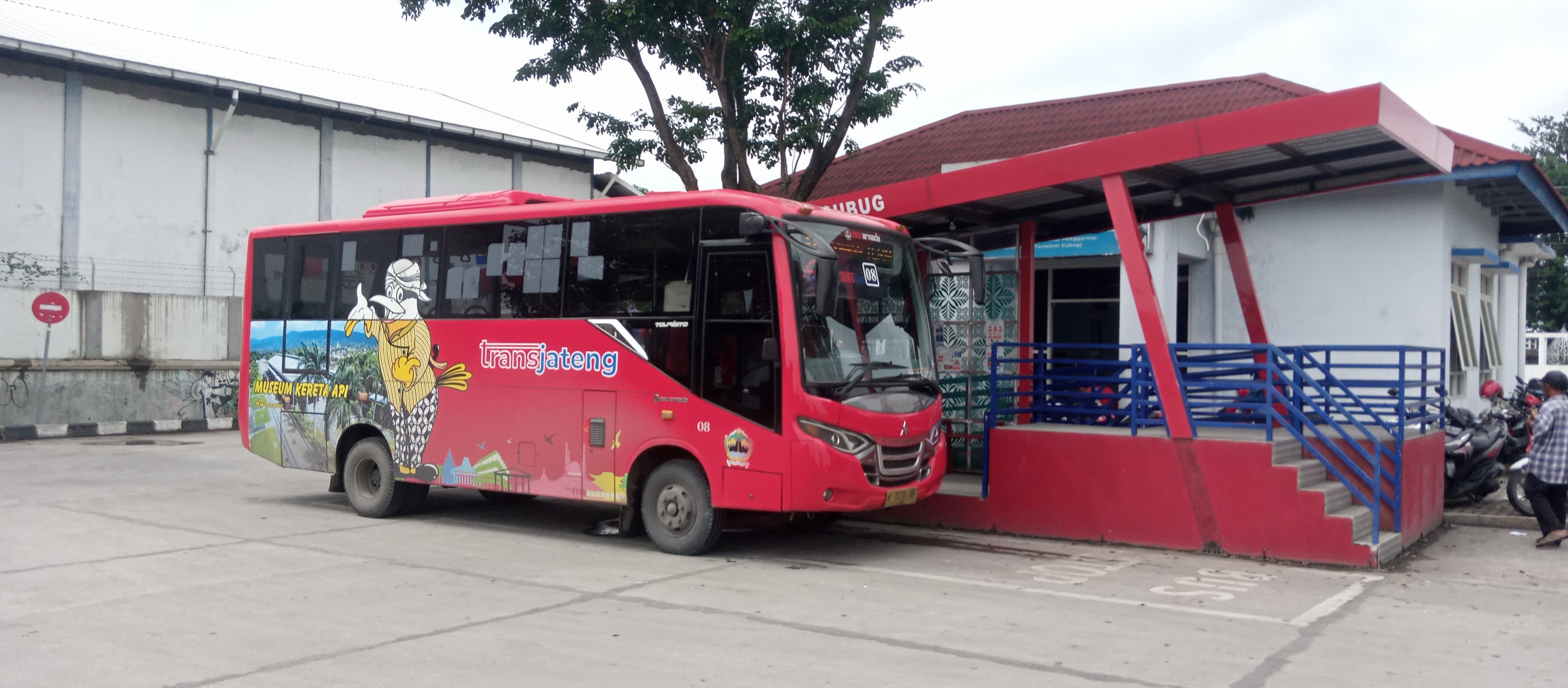 SEPI: Kondisi halte bus Trans Jateng di Terminal Gubug, Grobogan.