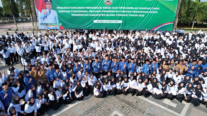 PENGUMUMAN PENDAFTARAN: Sejumlah pegawai honore yang telah ditetapkan menjadi PPPK Blora tahun lalu.