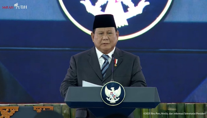 Presiden Prabowo saat acara pelantikan kepala daerah yang diselenggarakan di halaman Istana Merdeka, Kamis (20/2/2025) (Foto : Tangkapan layar Youtube Sekretariat Presiden)