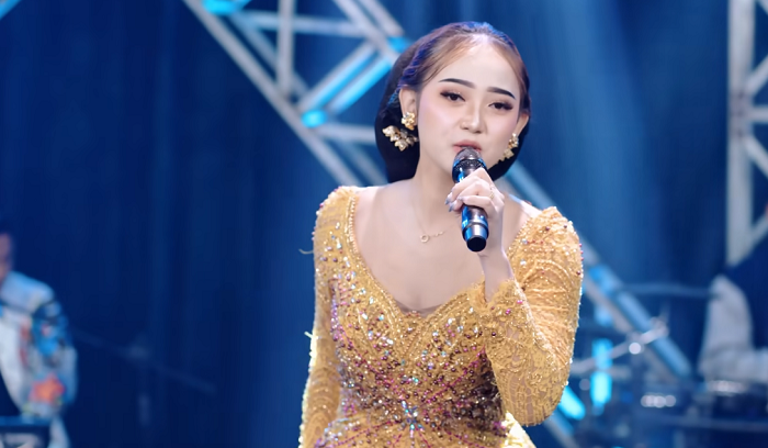 Silvy Kumalasari - Rasah Bali (Official Music Video)/Youtube Berkah Talenta