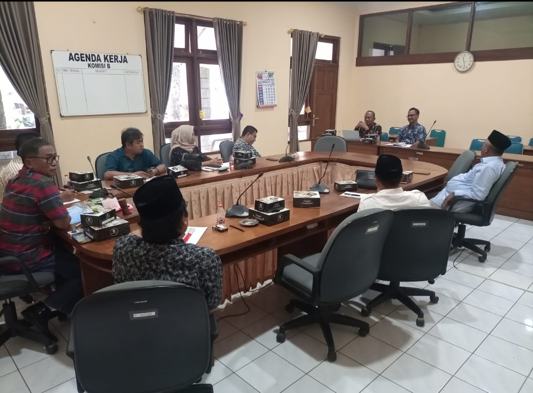 MINTA KETERANGAN: Komisi B DPRD Grobogan memanggil PT BPR BKK Purwodadi untuk program kerja dan kinerja selama tahun 2024 dan program tahun 2025 ini.