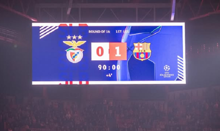 Leg 1 Barcelona mengalahkan benfica dikandang