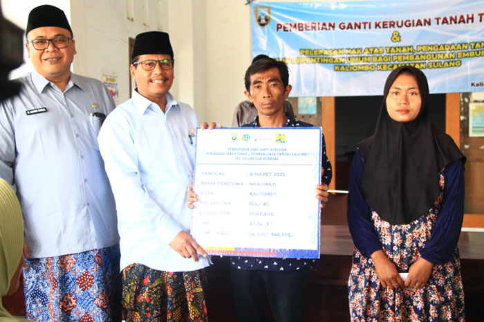 SIMBOLIS: Bupati Harno dan Wabup Rembang Harno dan Hanies Cholil Barro